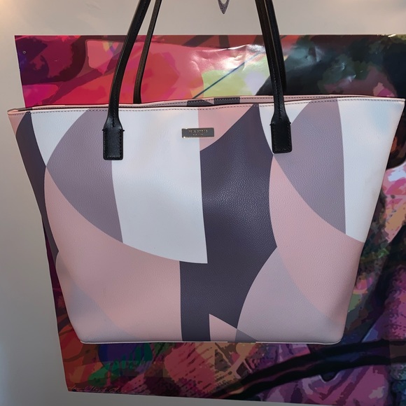 kate spade Handbags - Kate spade over the shoulder bag!